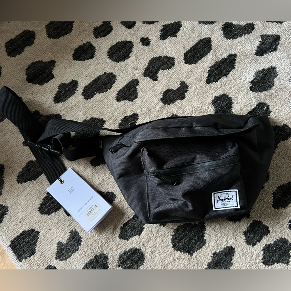 NWT - Black Herschel Fanny Pack